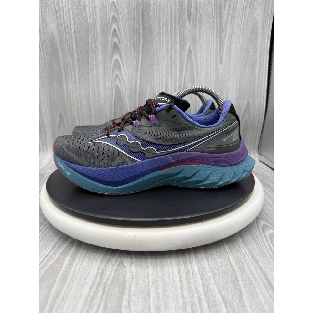 Saucony product details